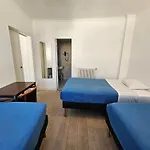 La Louisiane Hotel