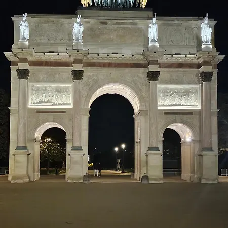 La Louisiane Otel