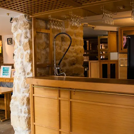 La Louisiane 2* פריז