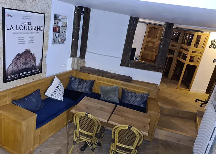 Hotel La Louisiane 2*