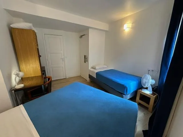 La Louisiane Hotel 2*