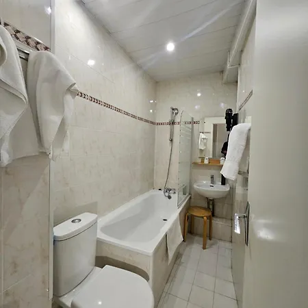Hotell La Louisiane *